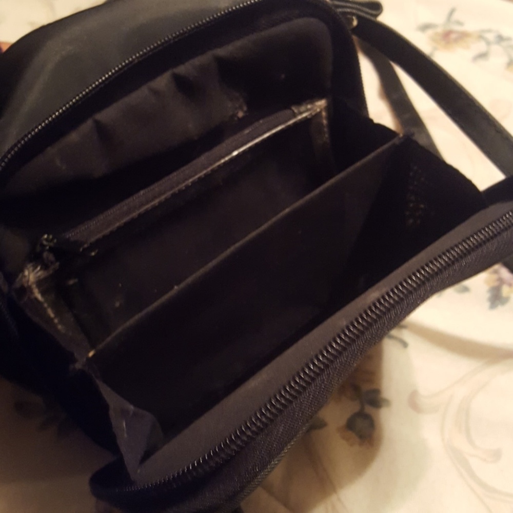 Purse - Picture 2 of 3